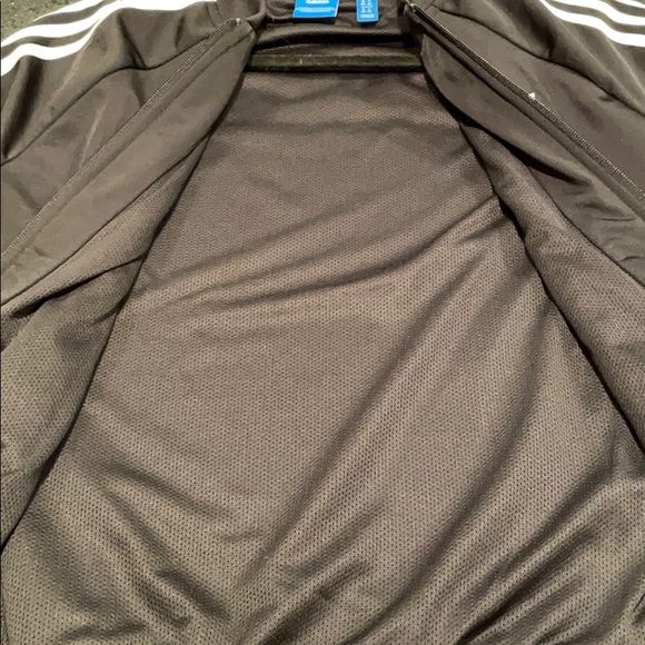 Women’s Adidas jacket - Picture 14 of 16